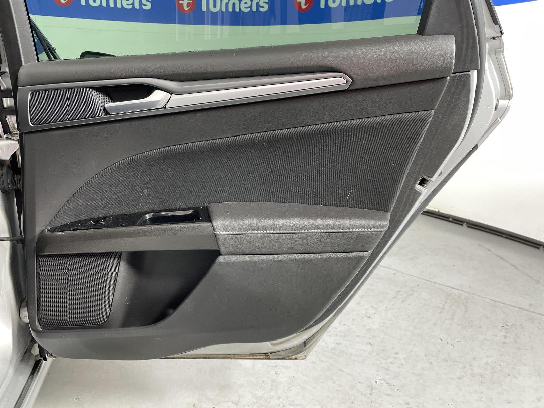 Photo '19' of Ford Mondeo Photo '19' of Ford Mondeo