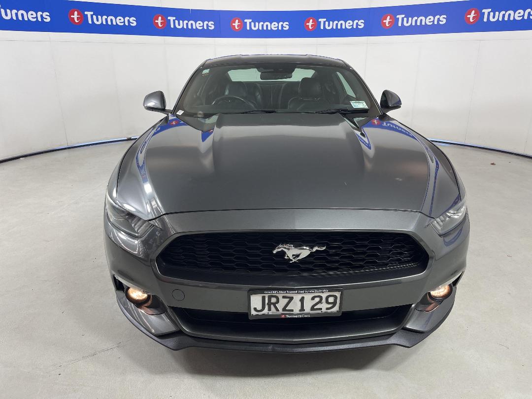 Photo '2' of Ford Mustang