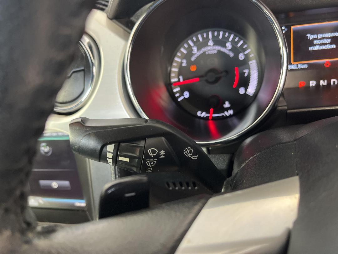 Photo '26' of Ford Mustang