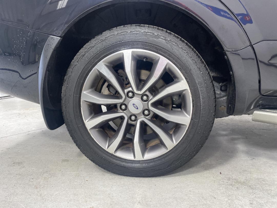 Photo '12' of Ford Territory