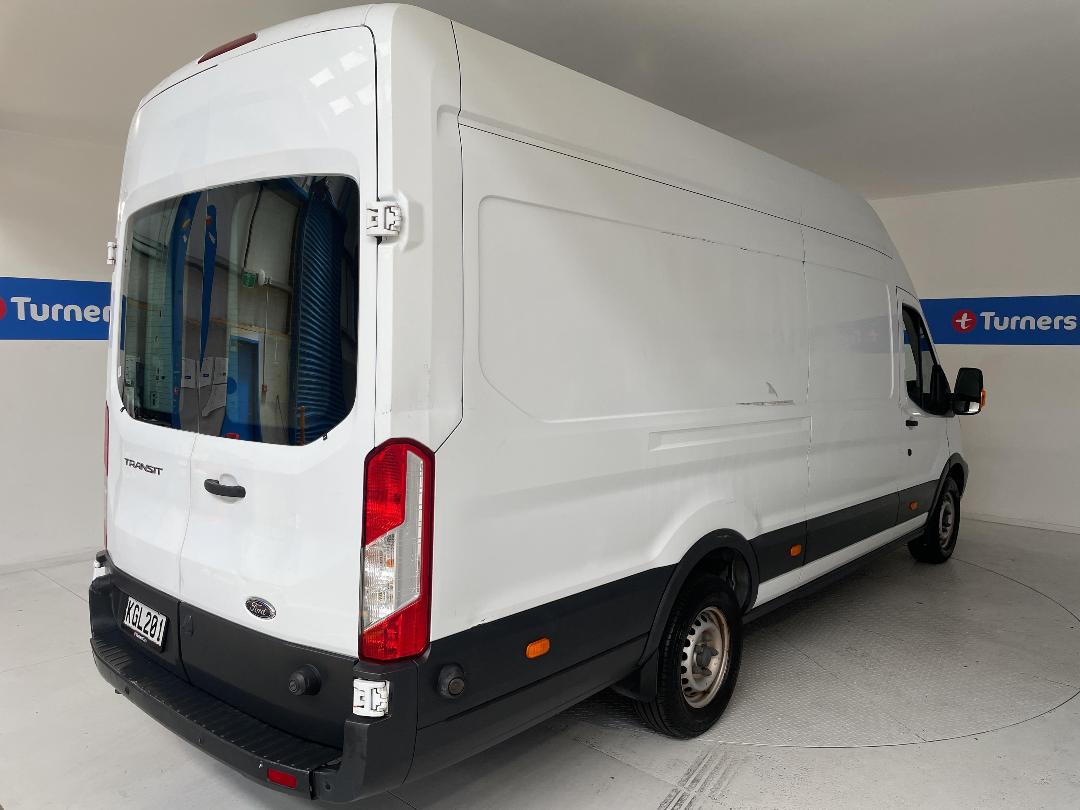 Photo '7' of Ford Transit