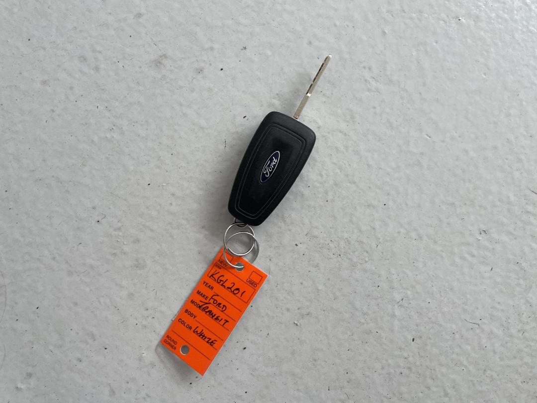 Photo '21' of Ford Transit