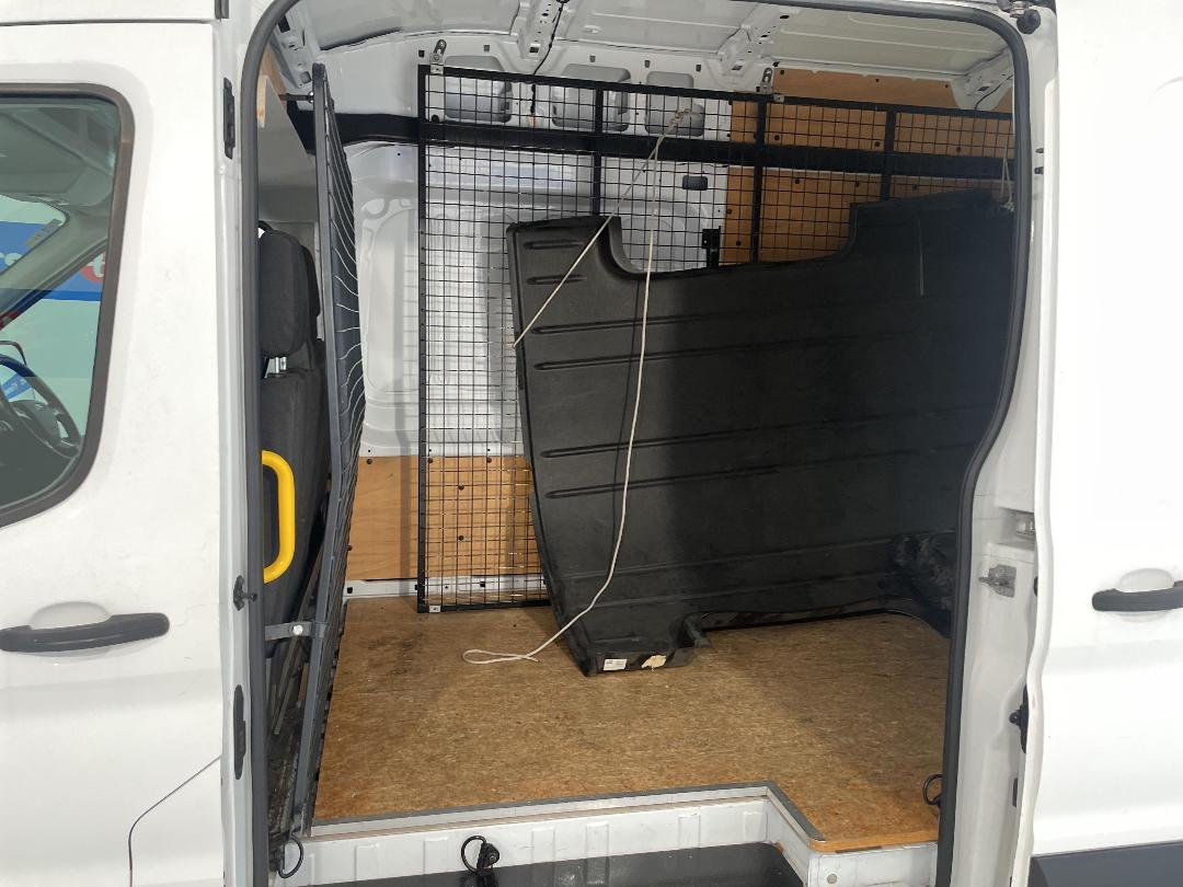 Photo '19' of Ford Transit