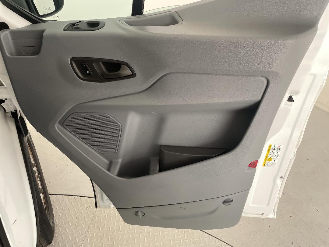 Photo '15' of Ford Transit