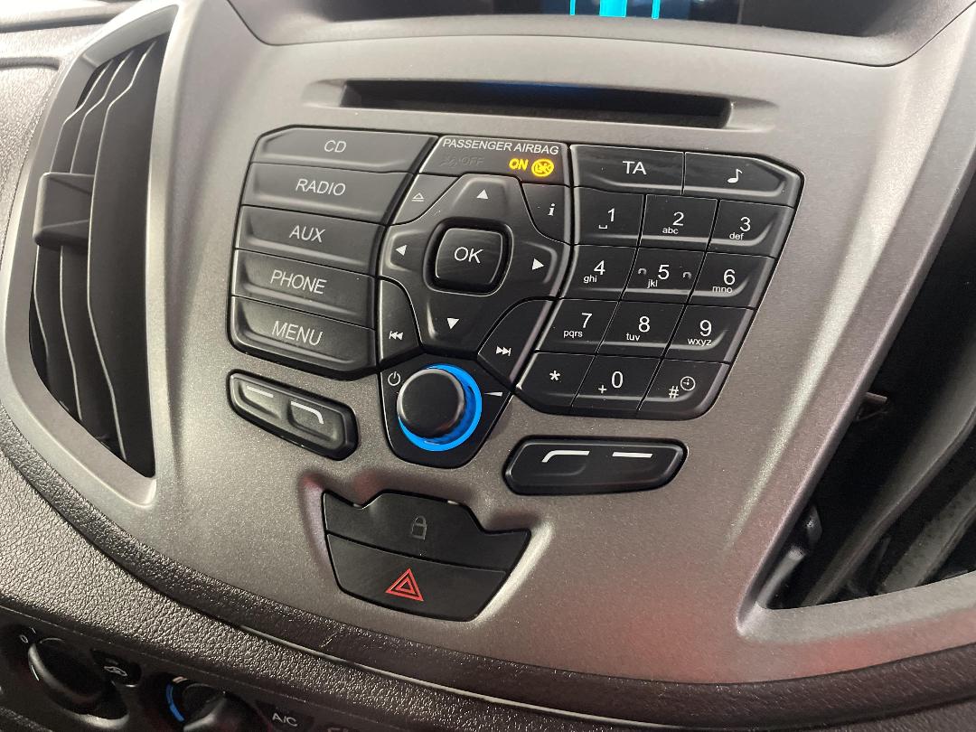 Photo '29' of Ford Transit