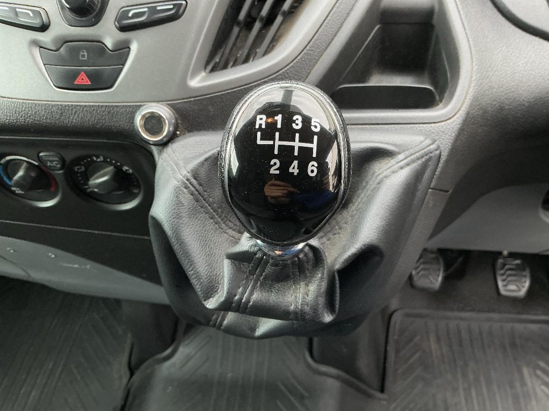 Photo '22' of Ford Transit