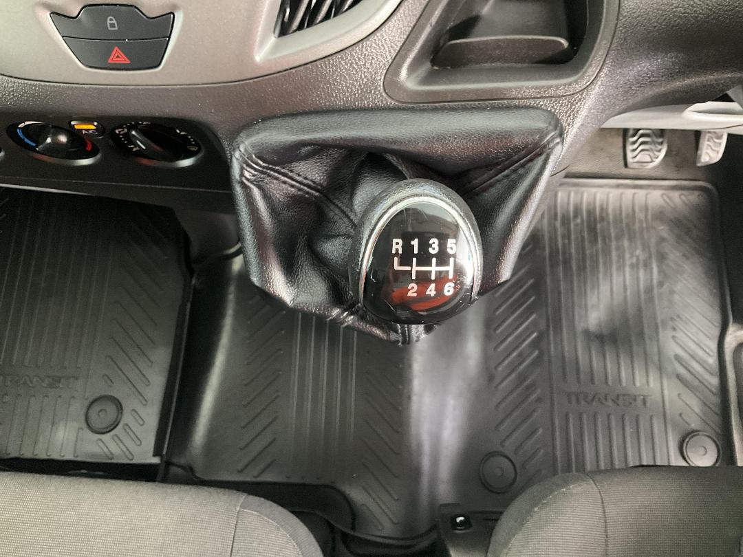 Photo '18' of Ford Transit