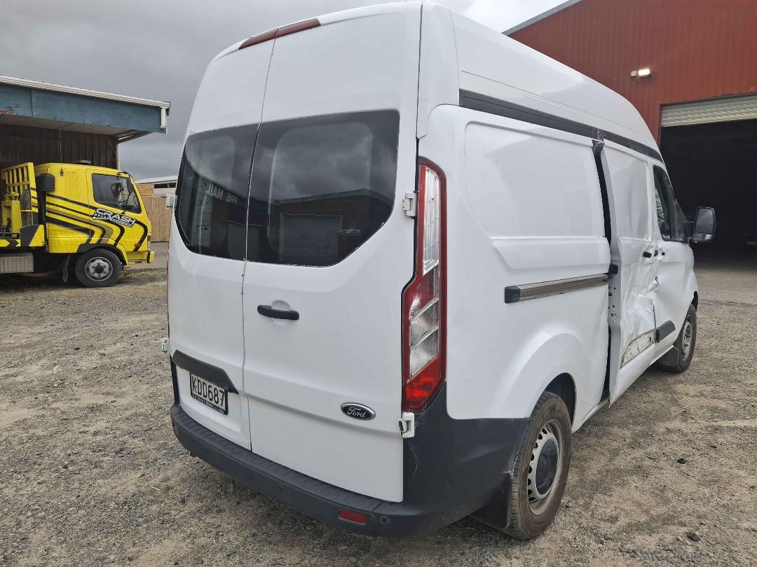 Photo '7' of Ford Transit LWB High Roof Photo '7' of Ford Transit LWB High Roof