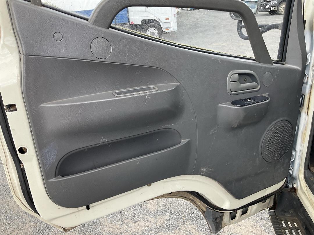 Photo '20' of Foton Aumark BJ1041 MWB Flat Deck Photo '20' of Foton Aumark BJ1041 MWB Flat Deck