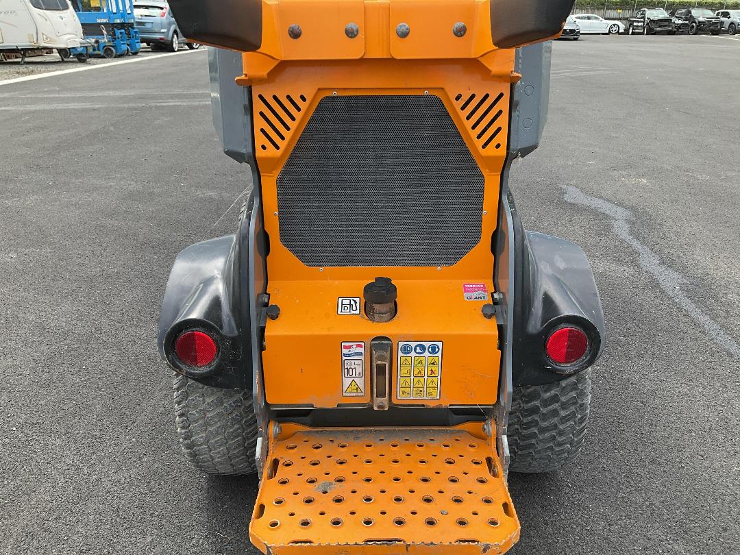 Photo '13' of Giant SK251D SK Skid Steer