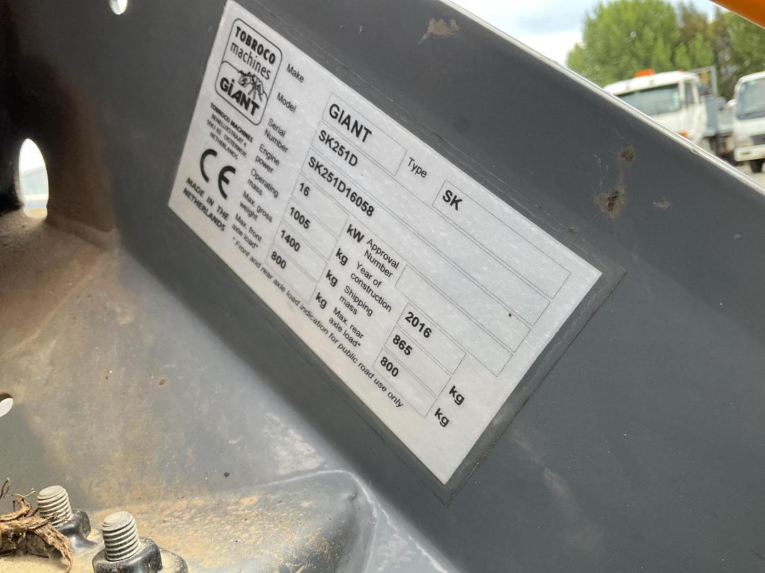 Photo '18' of Giant SK251D SK Skid Steer