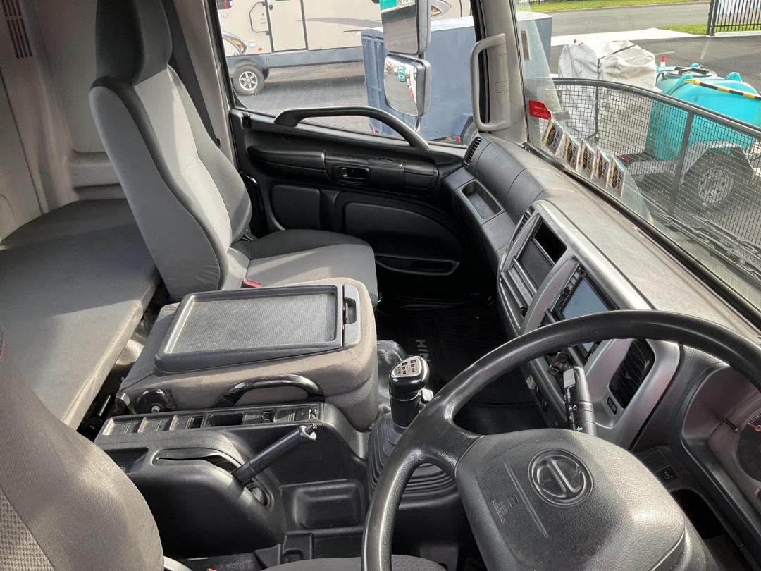 Photo '16' of Hino 500 FG8JPMH-RHN Skeletal Photo '16' of Hino 500 FG8JPMH-RHN Skeletal