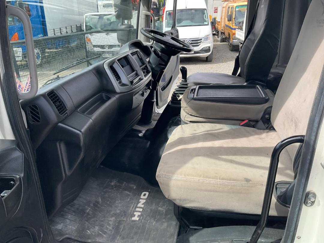 Photo '17' of Hino 500 FC7JEMM-ANU Cab Chassis