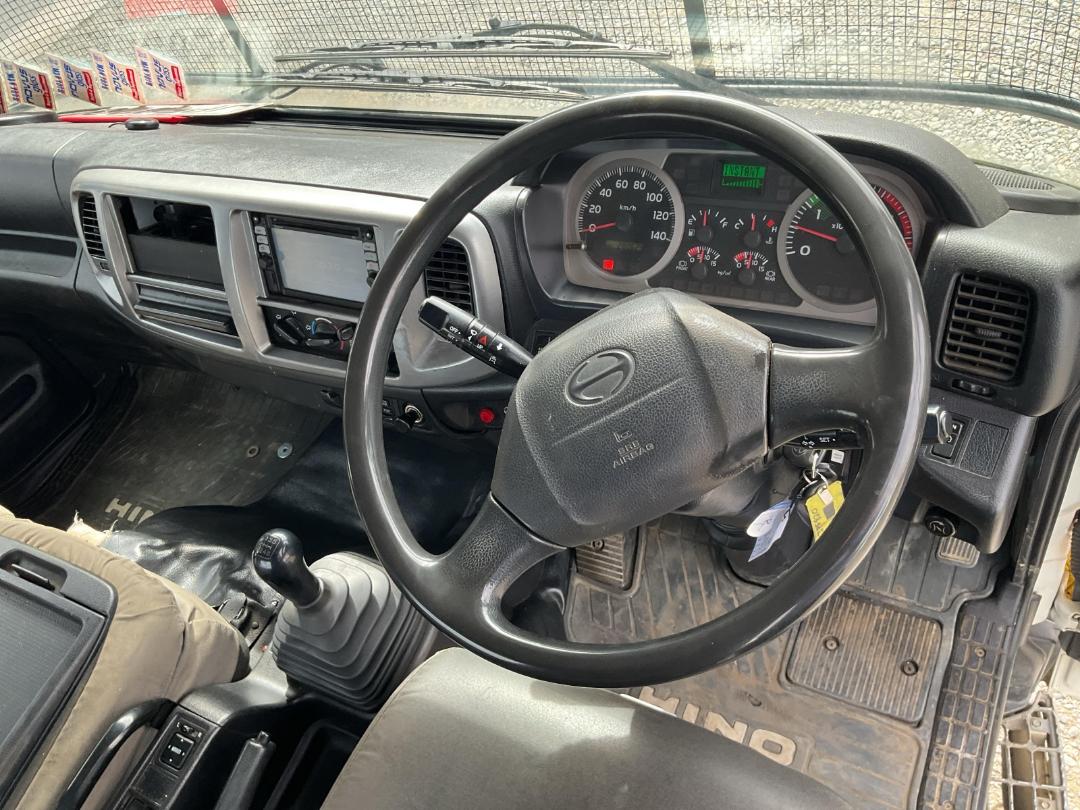 Photo '20' of Hino 500 FC7JEMM-ANU Cab Chassis