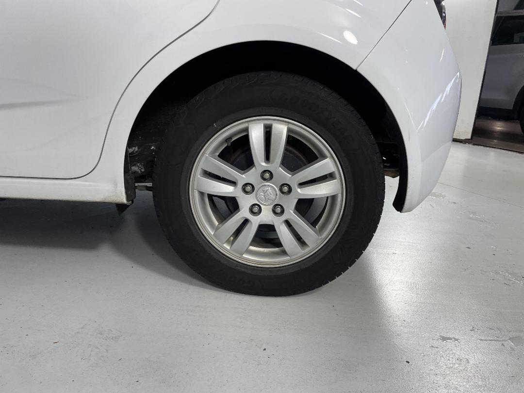 Photo '11' of Holden Barina Photo '11' of Holden Barina