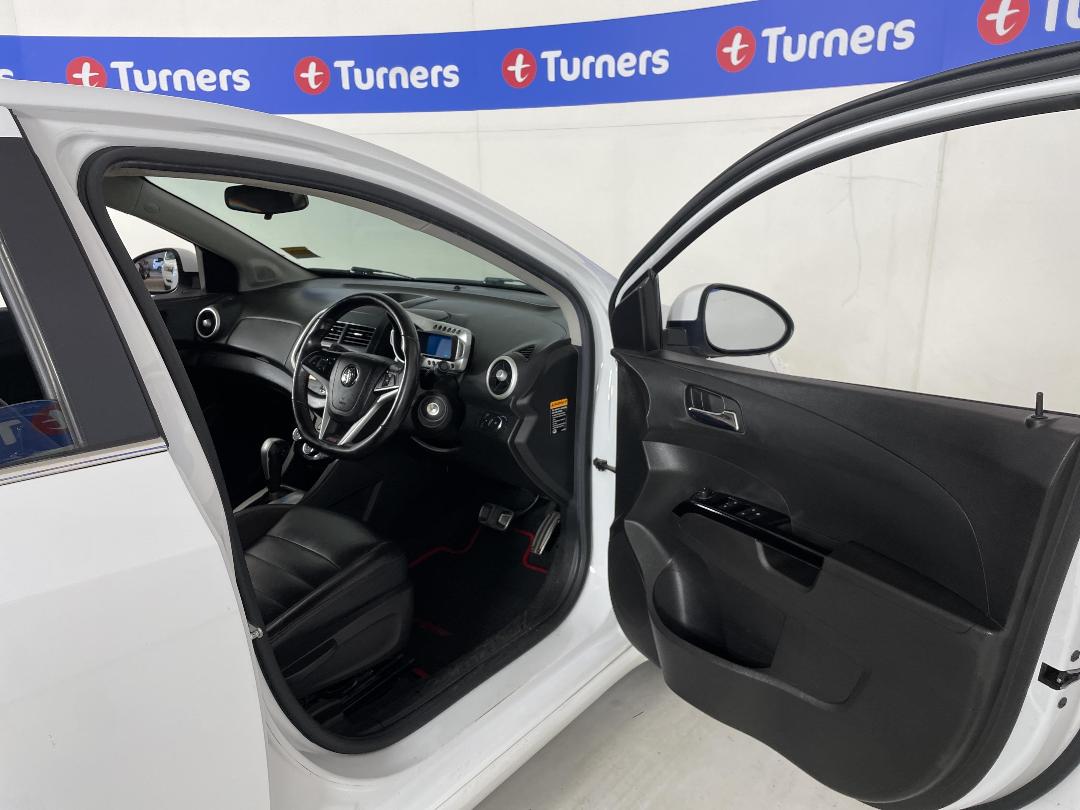 Photo '15' of Holden Barina Photo '15' of Holden Barina