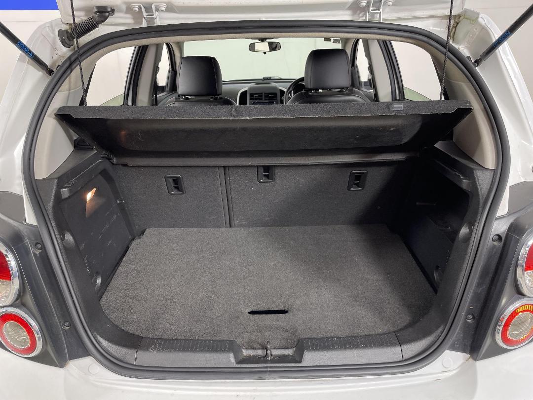 Photo '14' of Holden Barina Photo '14' of Holden Barina