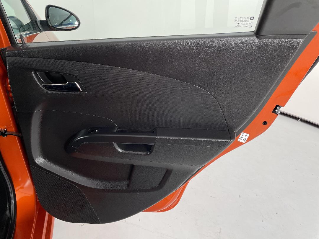 Photo '19' of Holden Barina