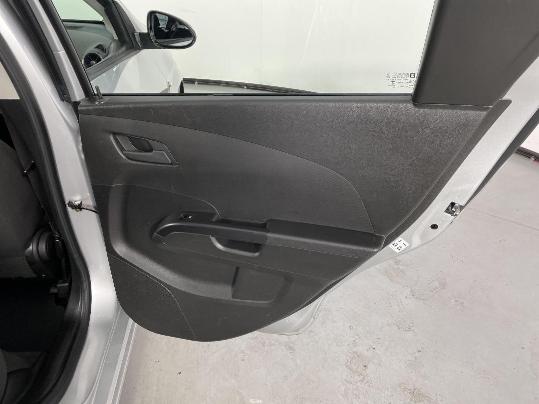 Photo '19' of Holden Barina