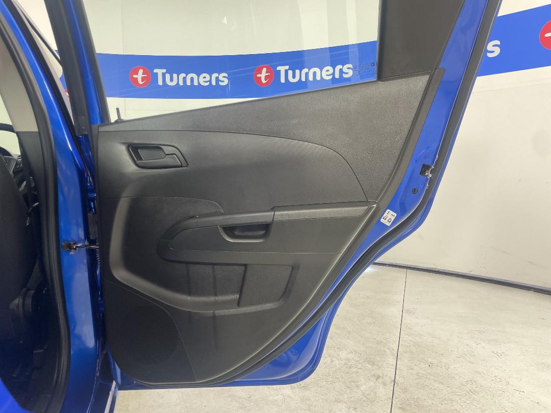 Photo '19' of Holden Barina