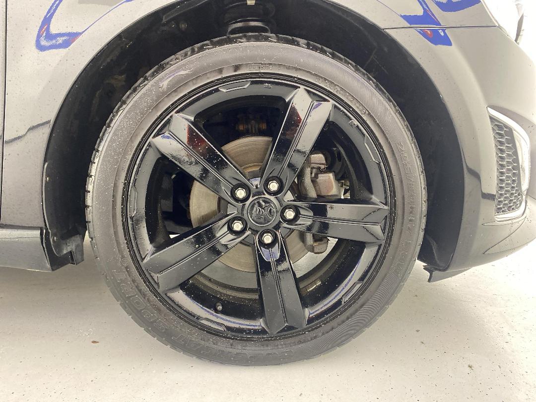 Photo '9' of Holden Barina