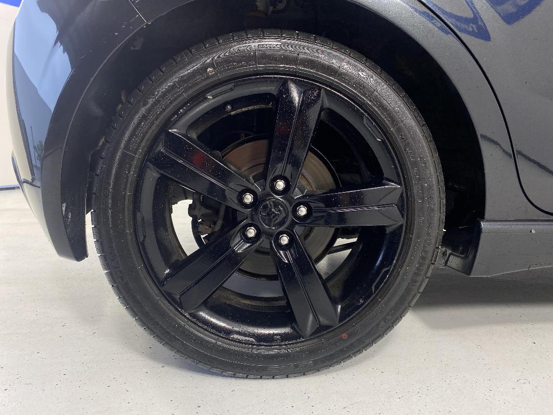 Photo '12' of Holden Barina