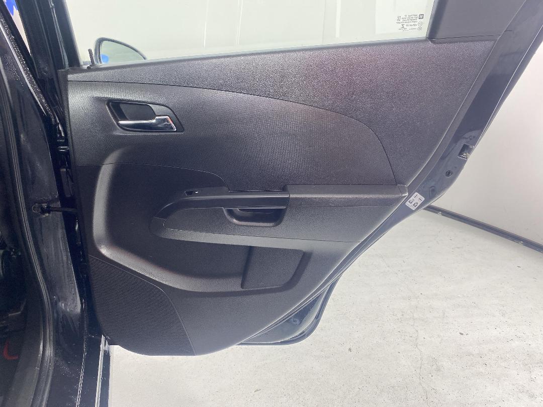 Photo '19' of Holden Barina