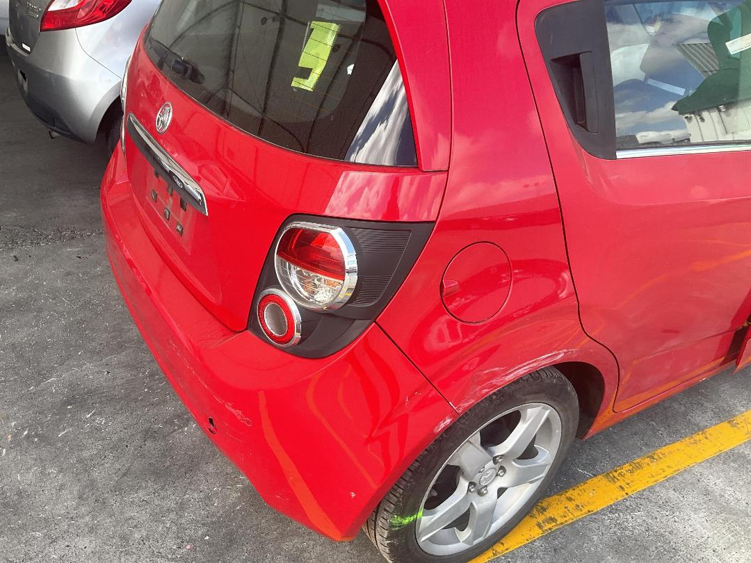 Photo '15' of Holden Barina CDX Photo '15' of Holden Barina CDX