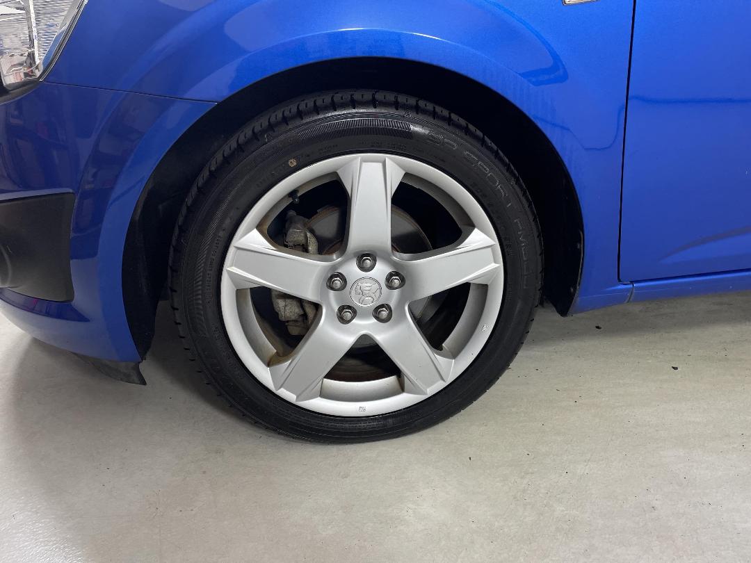 Photo '10' of Holden Barina Photo '10' of Holden Barina