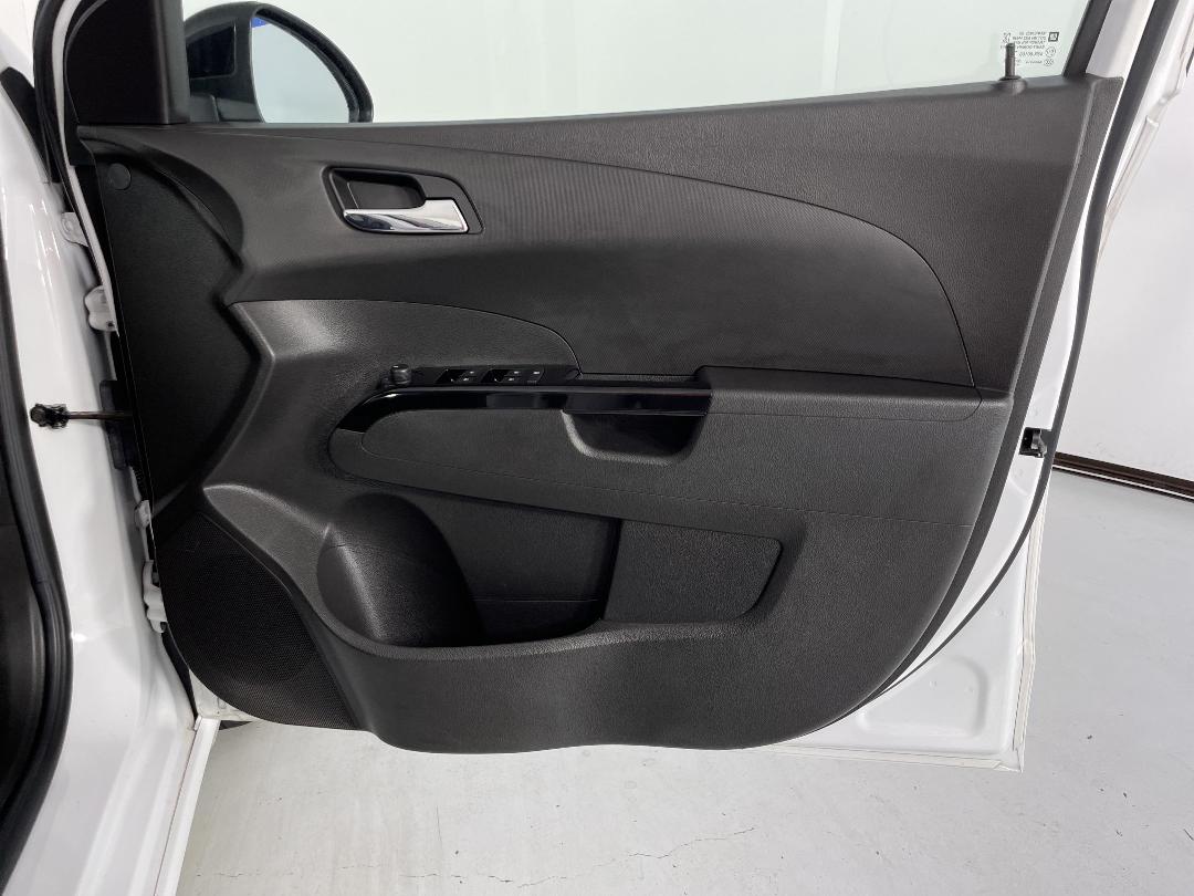 Photo '15' of Holden Barina Photo '15' of Holden Barina