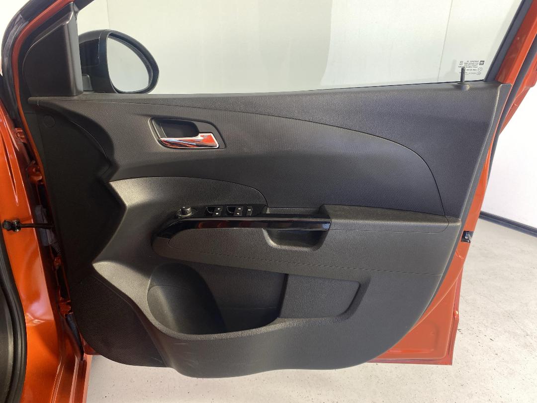 Photo '15' of Holden Barina