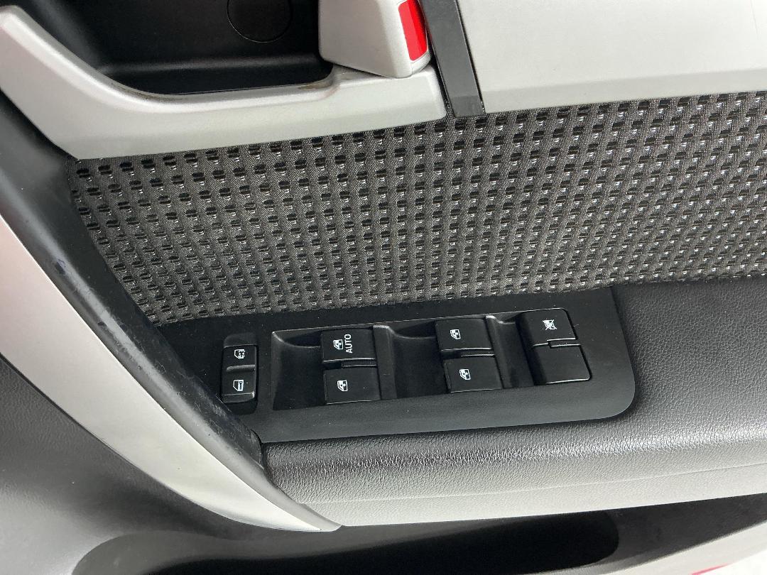 Photo '26' of Holden Captiva 5