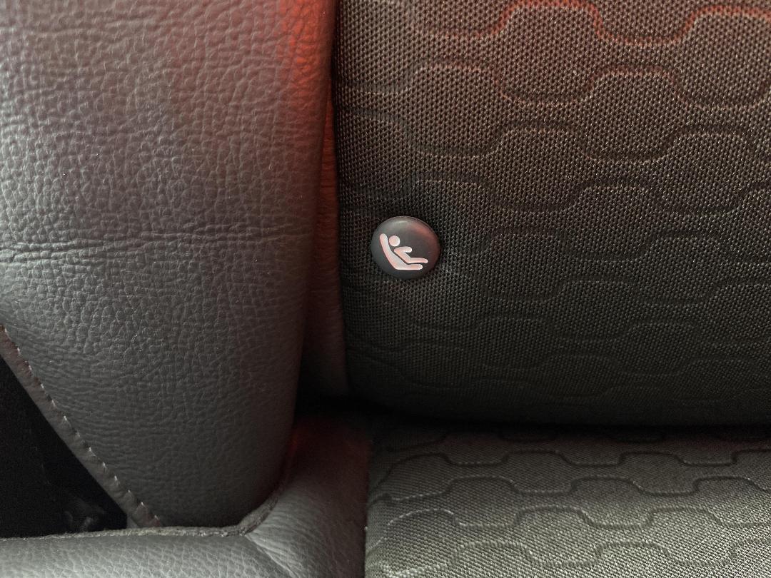 Photo '23' of Holden Captiva 7