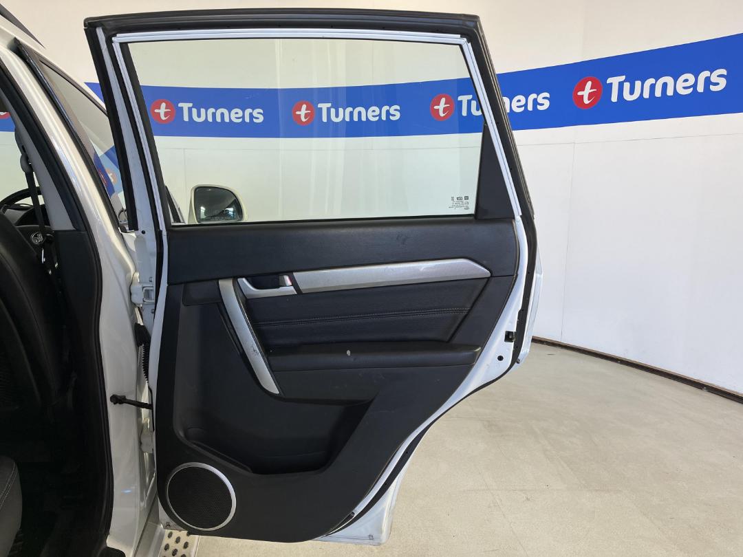 Photo '19' of Holden Captiva 7