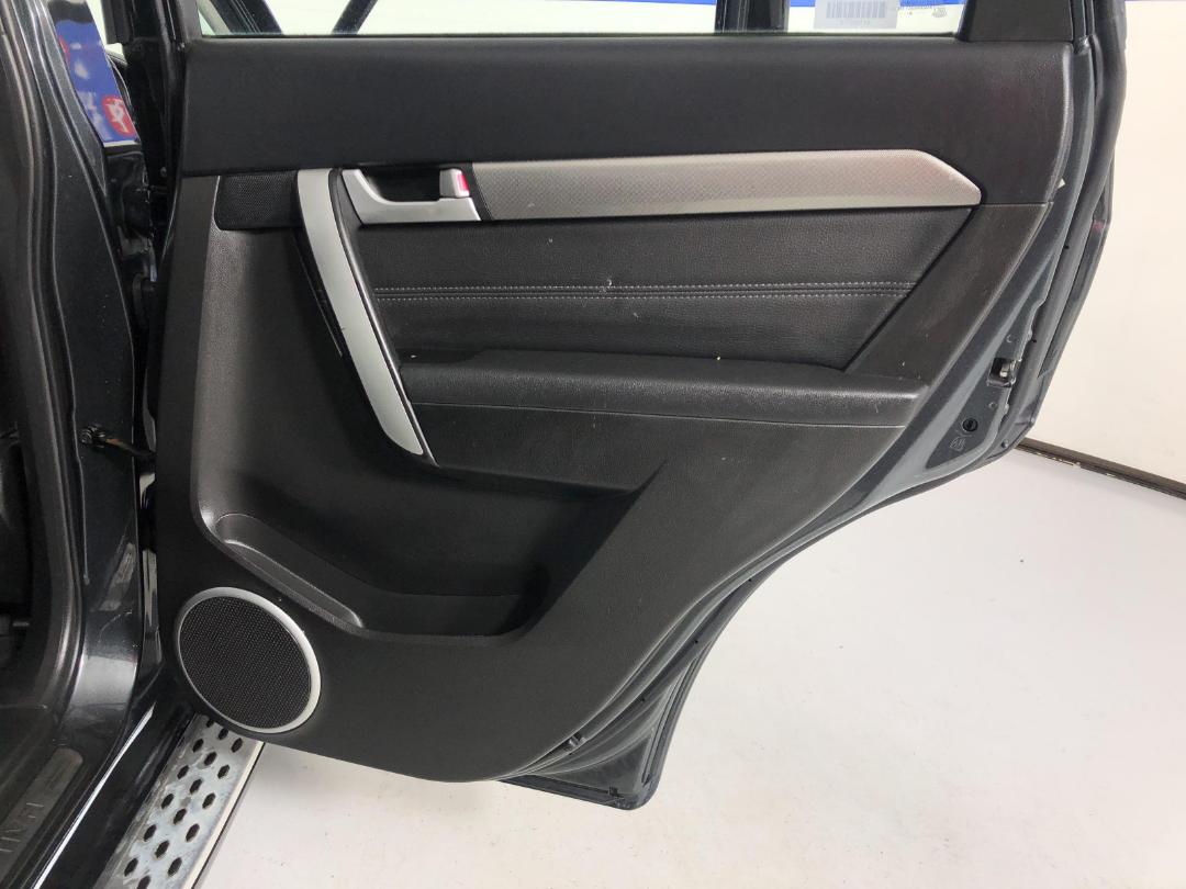 Photo '19' of Holden Captiva 7