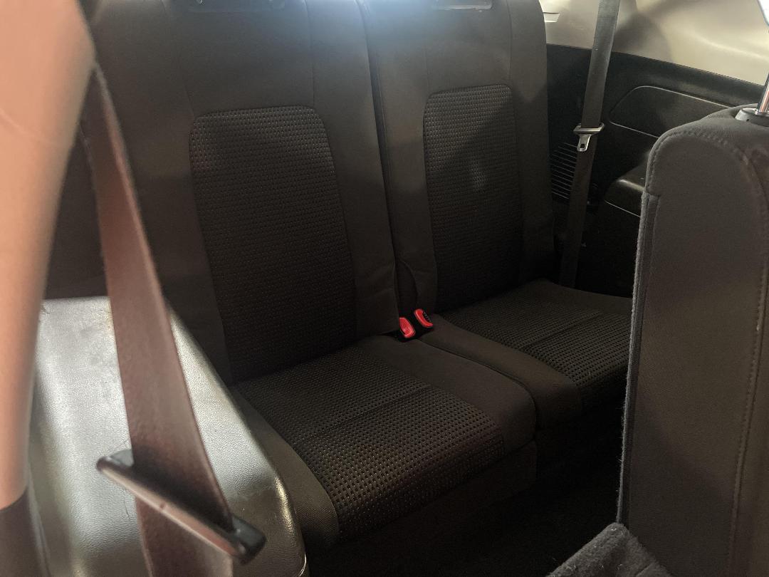 Photo '24' of Holden Captiva 7 Photo '24' of Holden Captiva 7