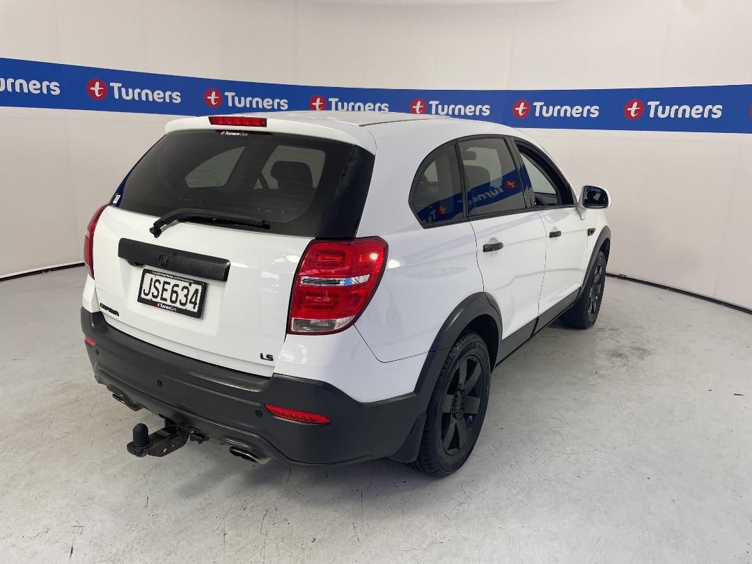 Photo '7' of Holden Captiva 7