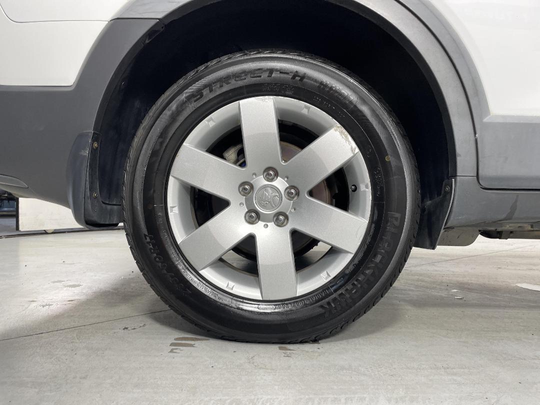 Photo '12' of Holden Captiva 7