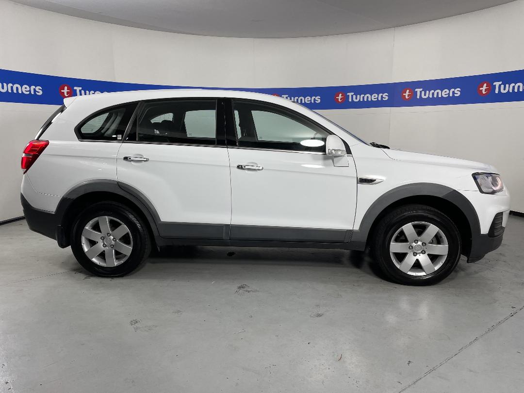 Photo '24' of Holden Captiva 7