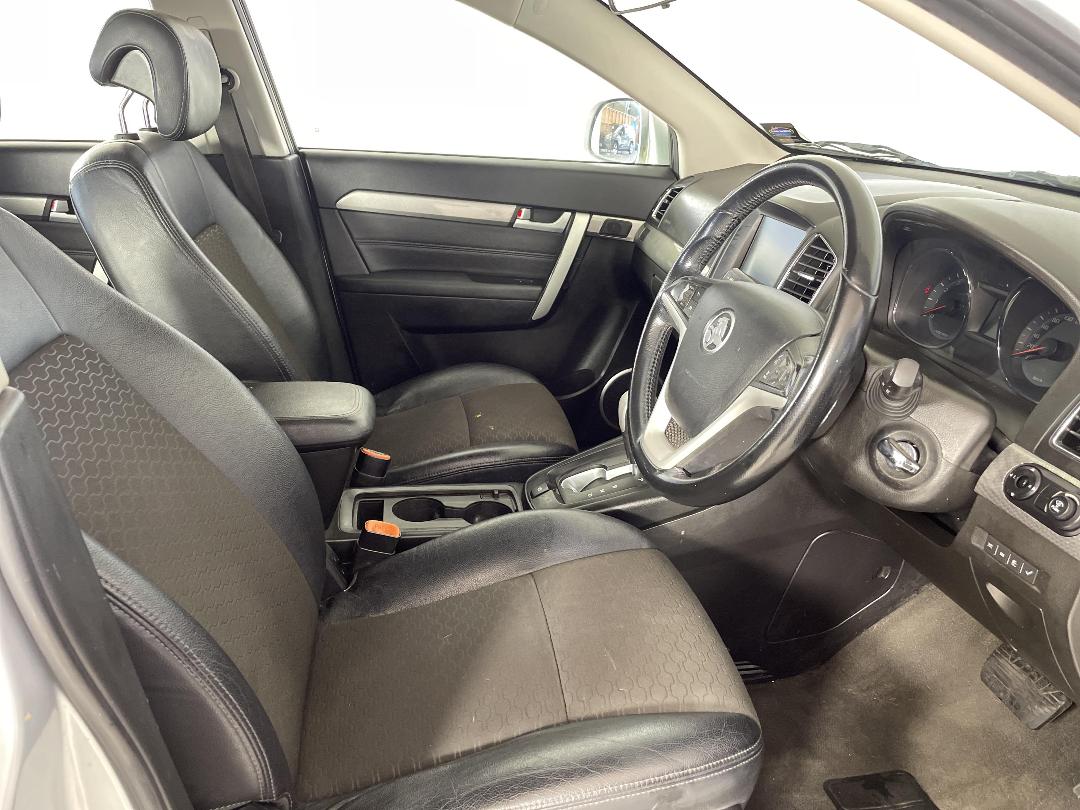 Photo '16' of Holden Captiva 7