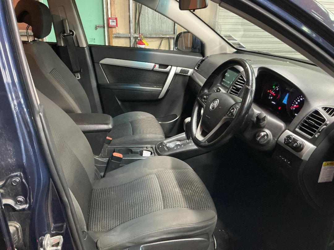 Photo '6' of Holden Captiva 7