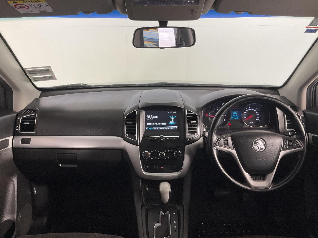 Photo '17' of Holden Captiva 7 Photo '17' of Holden Captiva 7