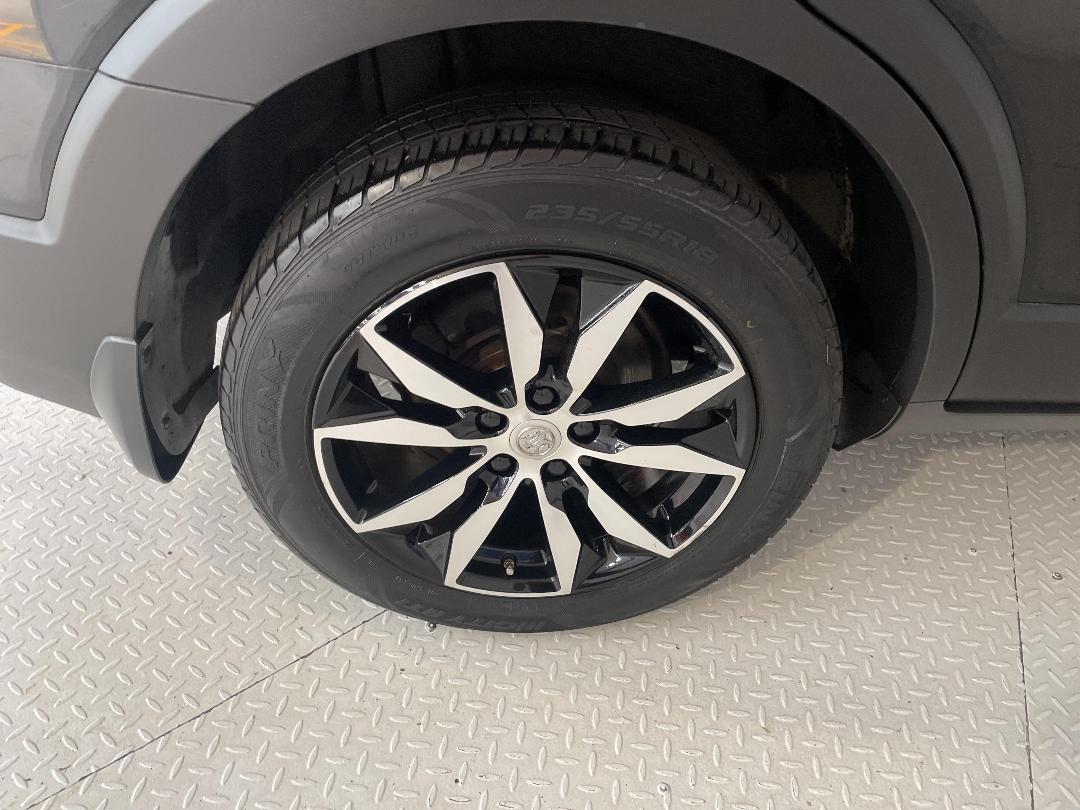 Photo '12' of Holden Captiva 7