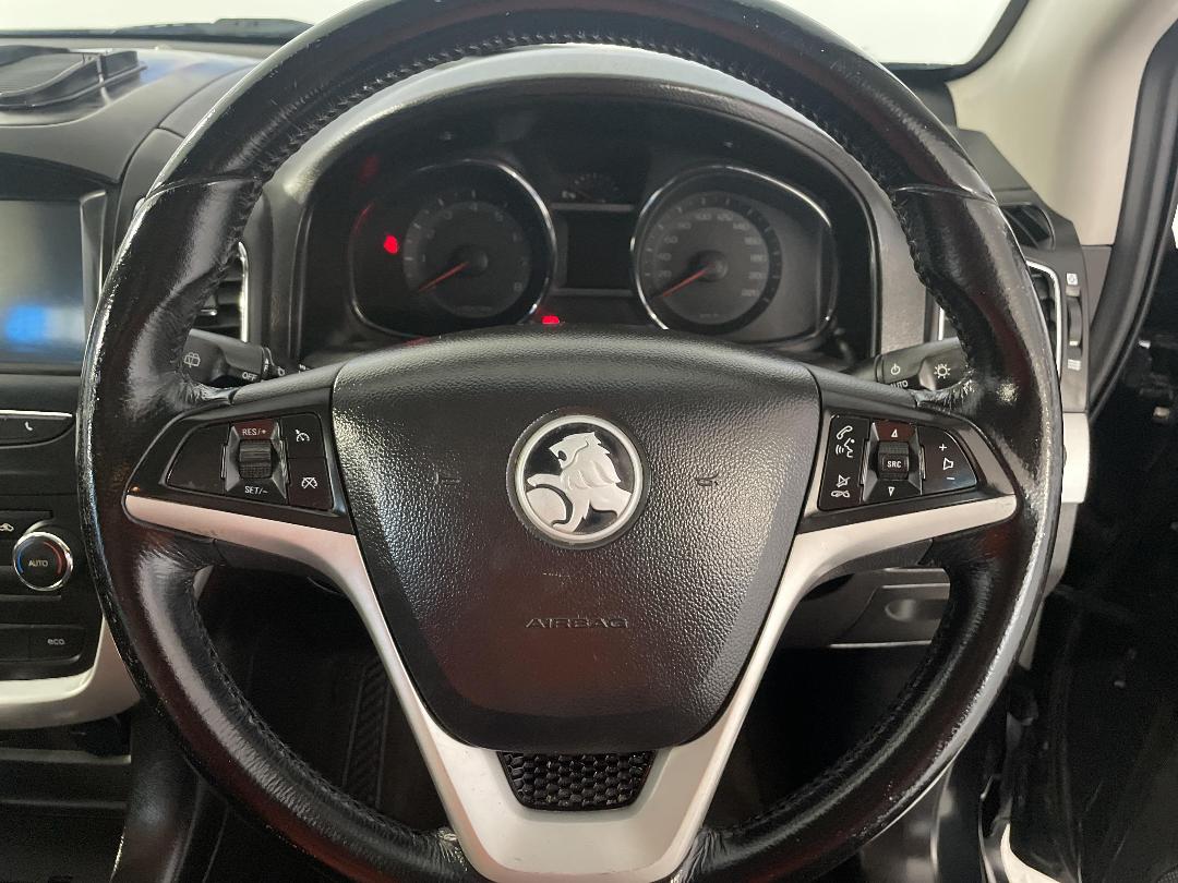 Photo '28' of Holden Captiva 7