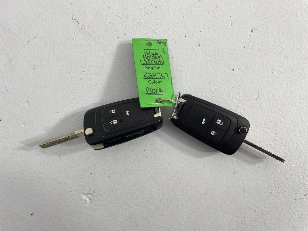 Photo '21' of Holden Cascada