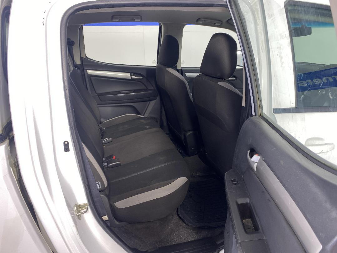 Photo '20' of Holden Colorado