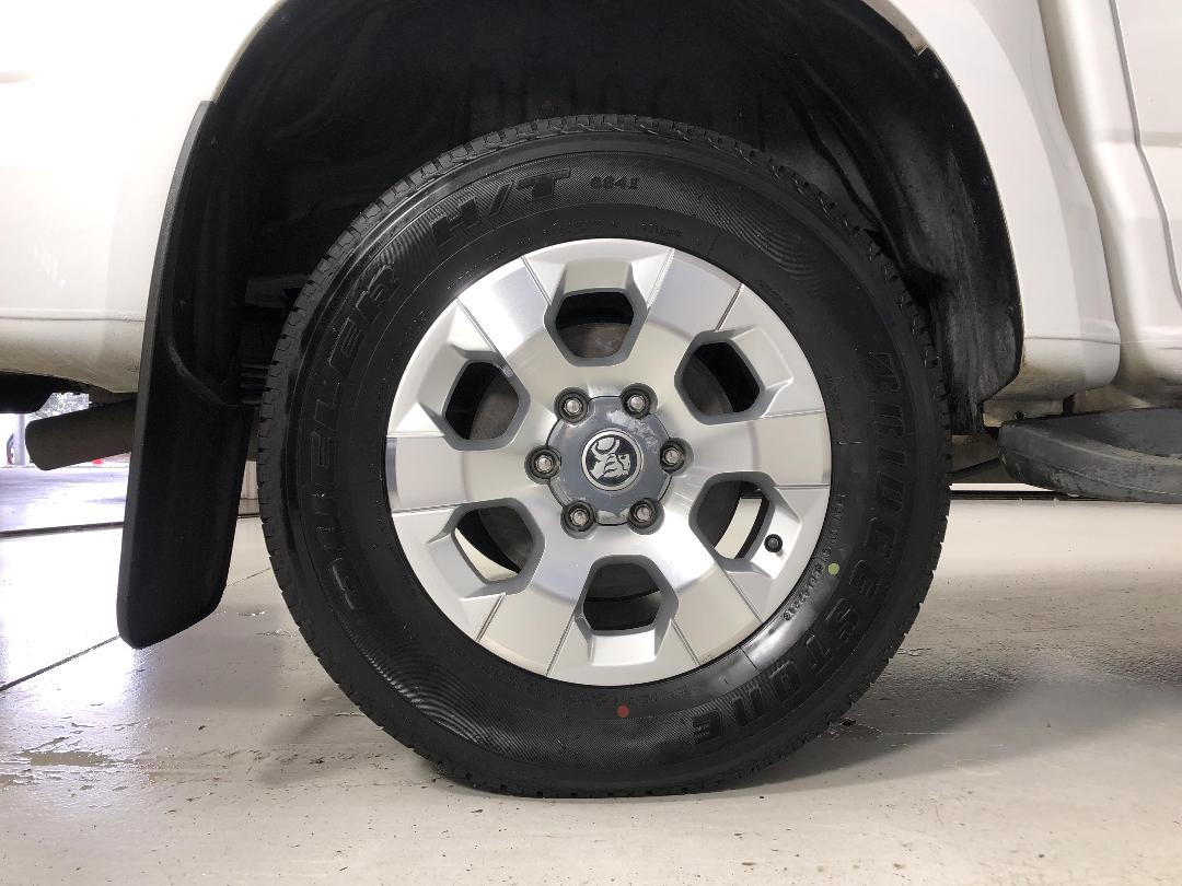 Photo '12' of Holden Colorado