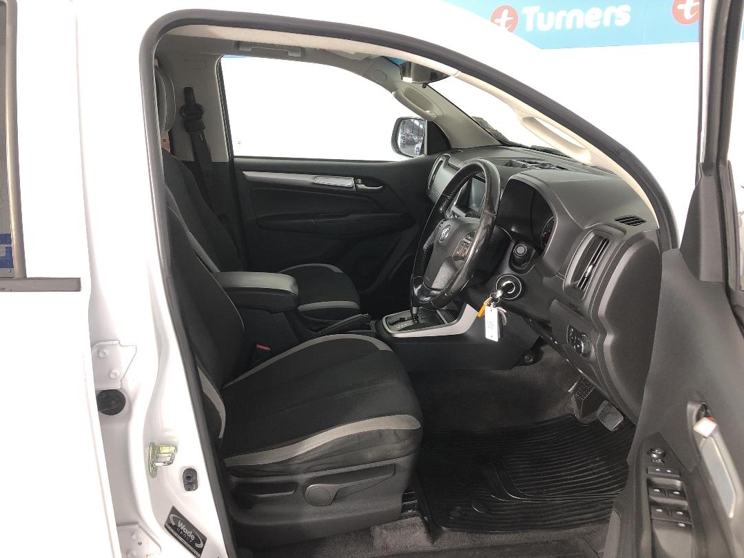 Photo '16' of Holden Colorado