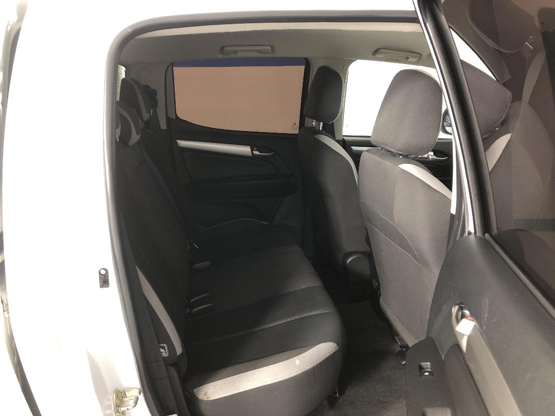 Photo '20' of Holden Colorado