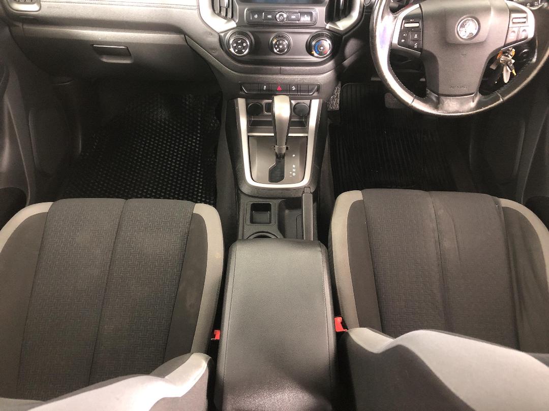 Photo '18' of Holden Colorado